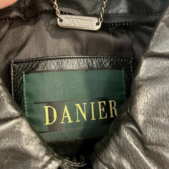 Vintage Black Genuine Leather Trench - Picture 3 of 3